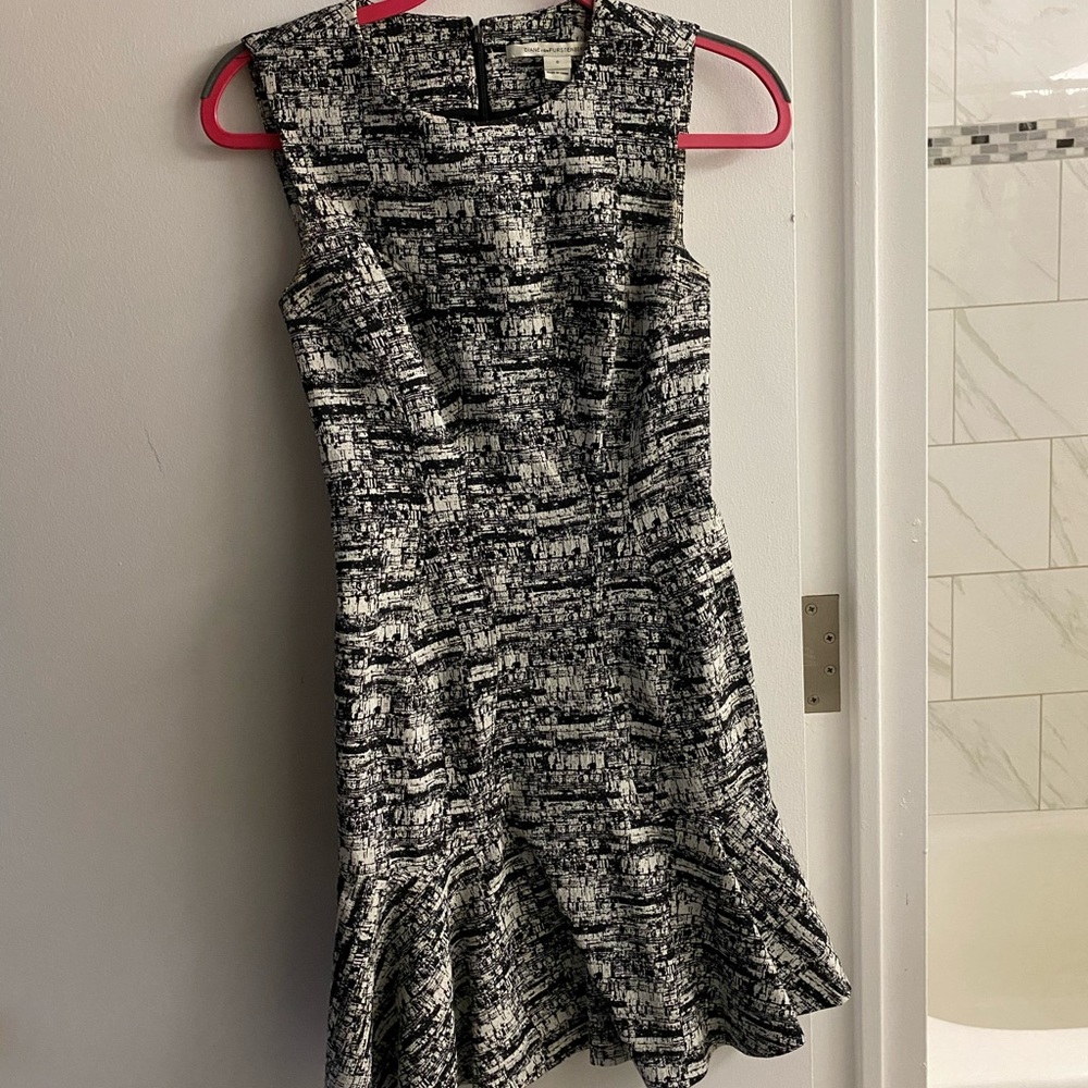 Diane von Furstenberg Dress size 0